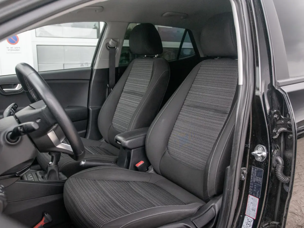 1.0 T-GDi MHEV DynamicLine l Camera l Apple Carplay en Android Auto