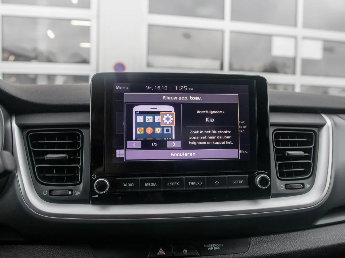 1.0 T-GDi MHEV DynamicLine l Camera l Apple Carplay en Android Auto