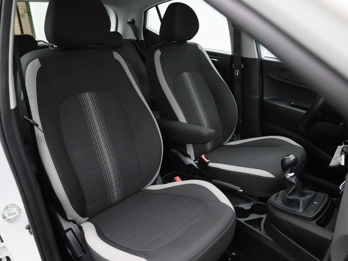 1.0 Comfort | Cruise Control | Lane Assist | Virtual Cockpit | Apple Carplay/Android Auto | Airco |