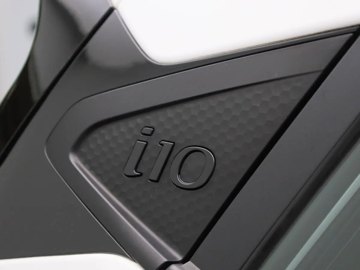 1.0 Comfort | Cruise Control | Lane Assist | Virtual Cockpit | Apple Carplay/Android Auto | Airco |