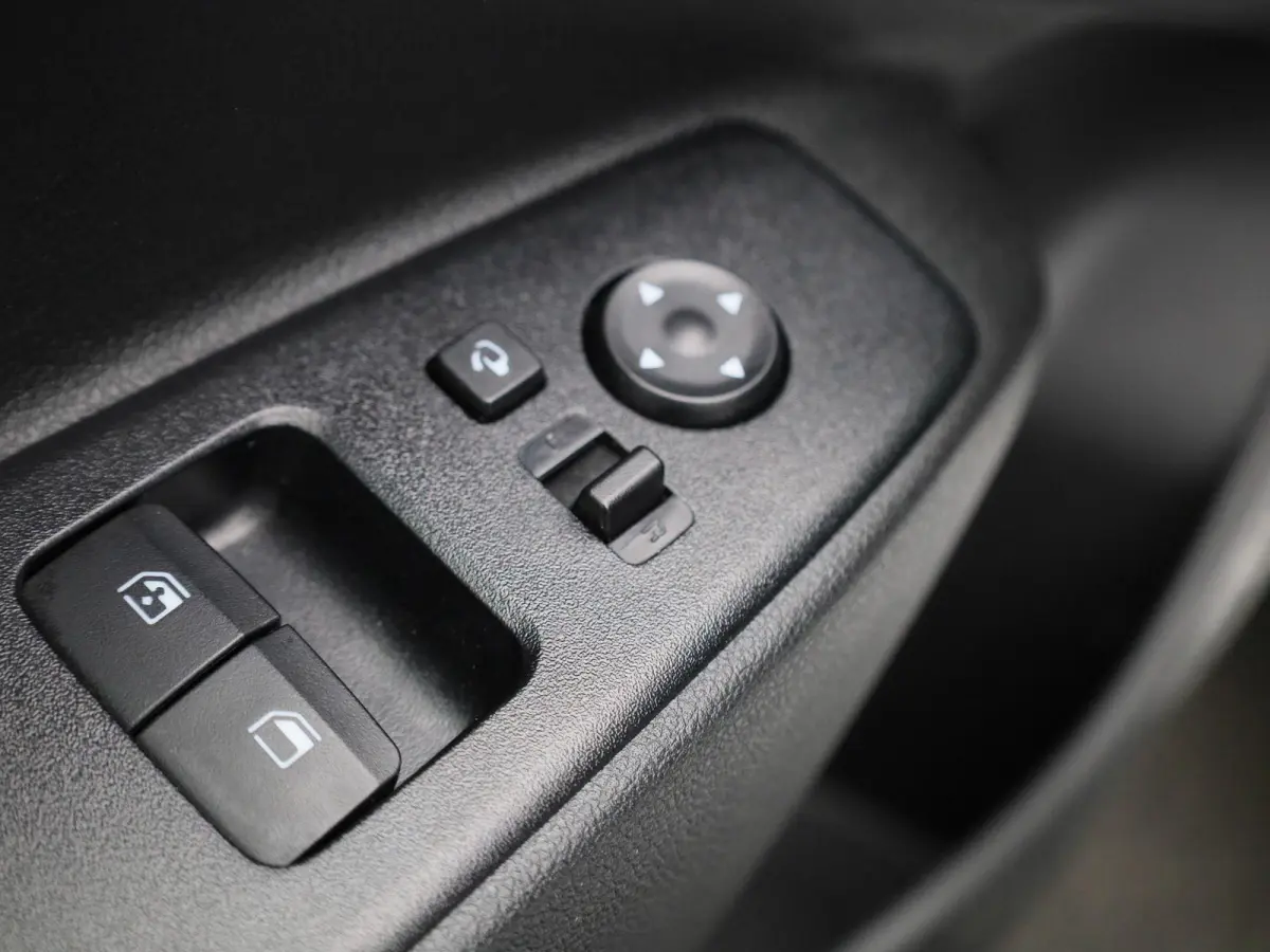 1.0 Comfort | Cruise Control | Lane Assist | Virtual Cockpit | Apple Carplay/Android Auto | Airco |