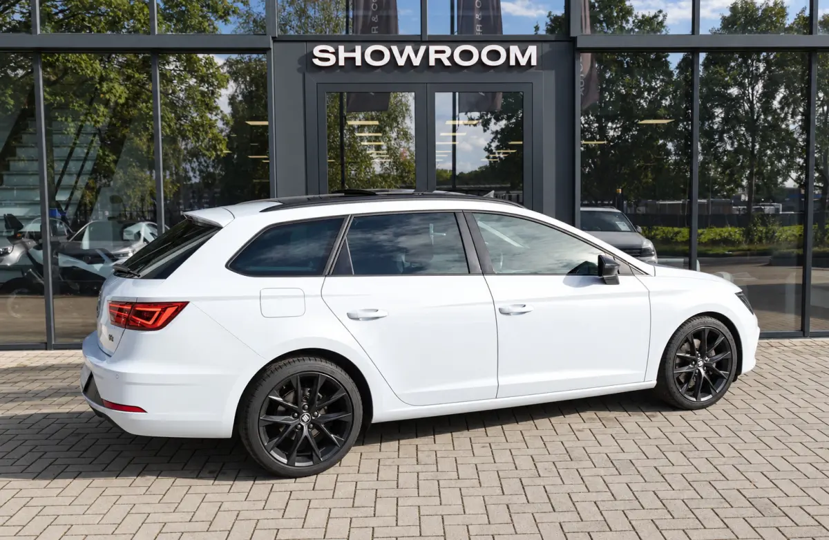 1.5 TSI FR PANO BEATS KEYLESS CAM VOL