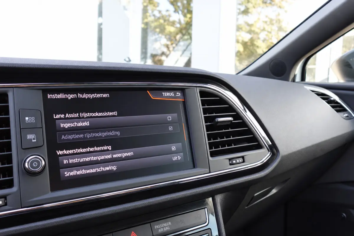 1.5 TSI FR PANO BEATS KEYLESS CAM VOL