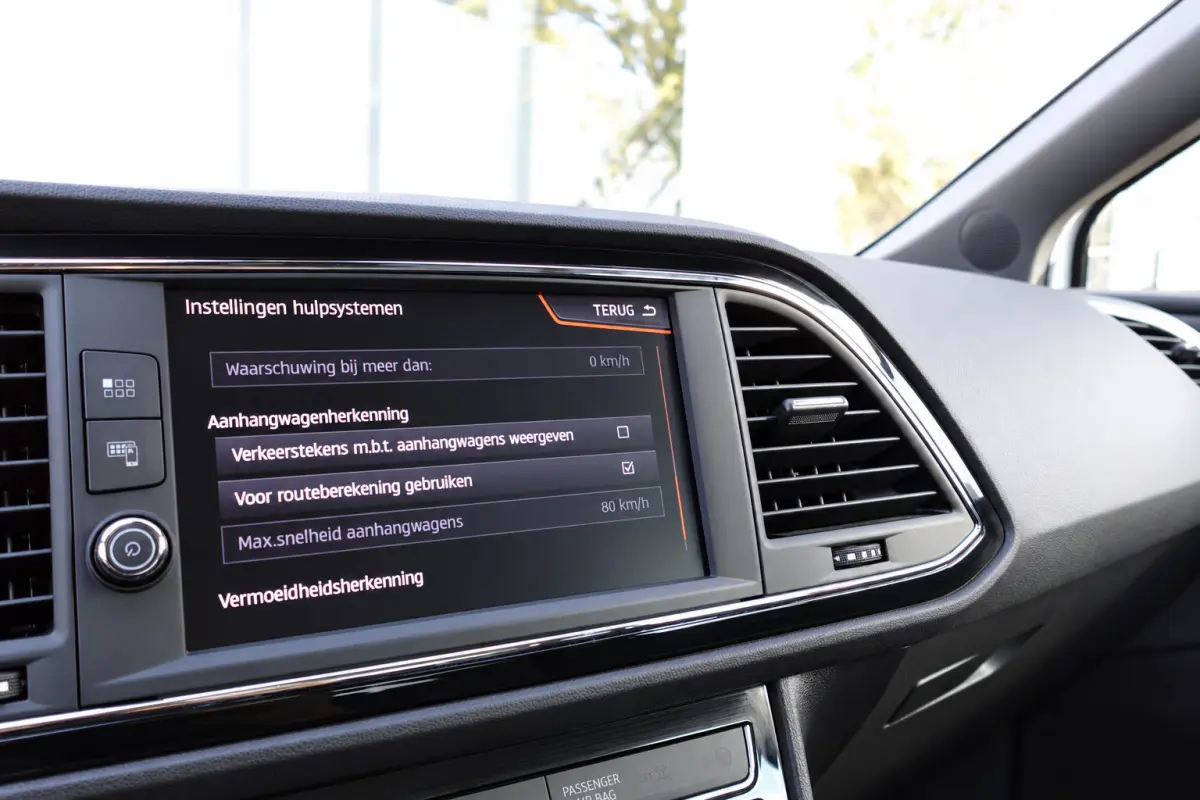 1.5 TSI FR PANO BEATS KEYLESS CAM VOL