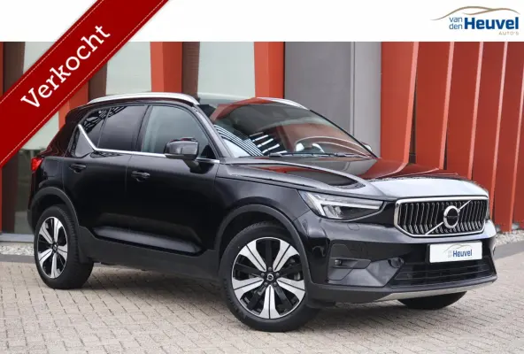 T4 Ultimate Bright | Stoelverwarming | Trekhaak | Leder | Parkeercamera | Panoramadak | Keyless
