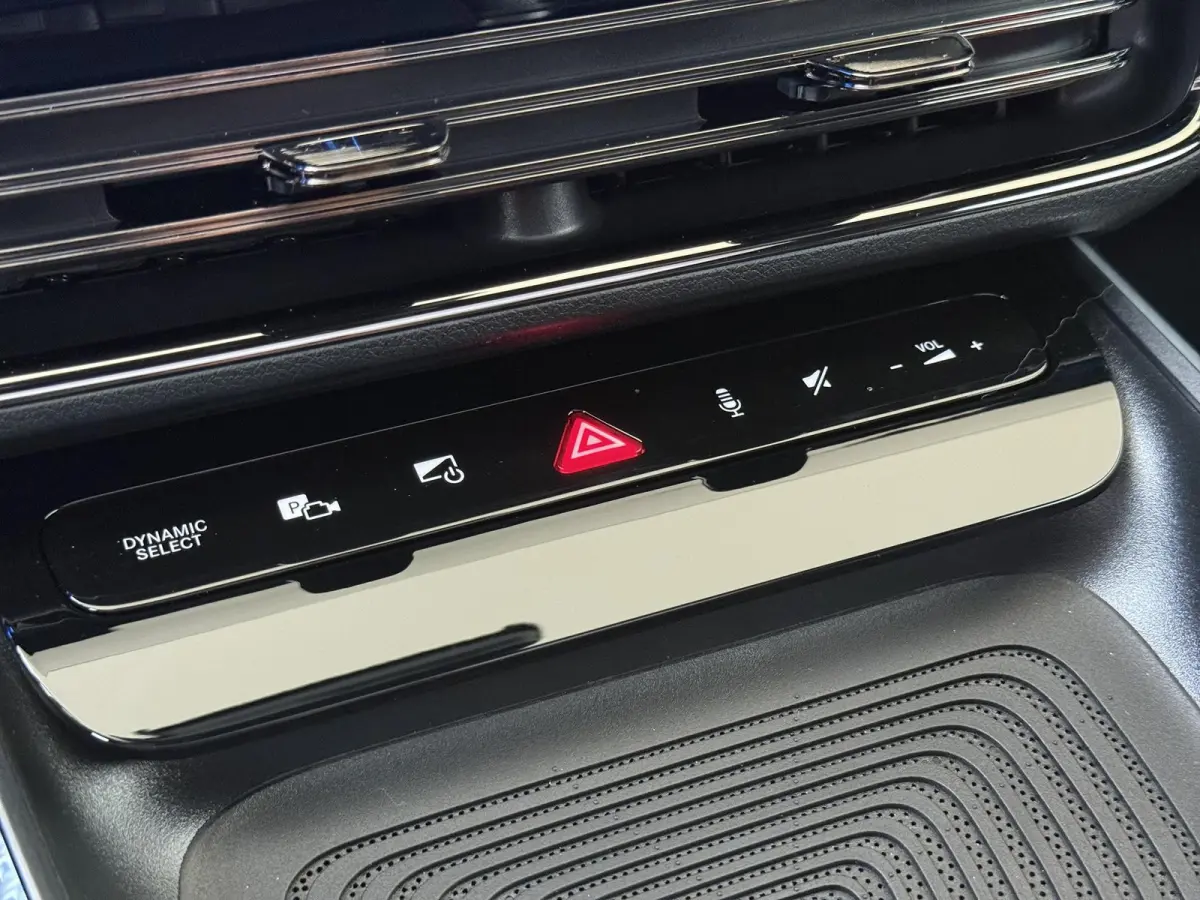 200 Business Solution AMG-Line Plus / Burmester / Memory-Stoelen / Superscreen / Headup-Display /