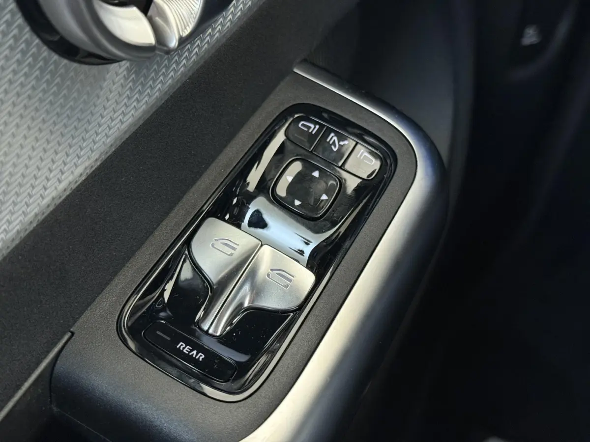 200 Business Solution AMG-Line Plus / Burmester / Memory-Stoelen / Superscreen / Headup-Display /