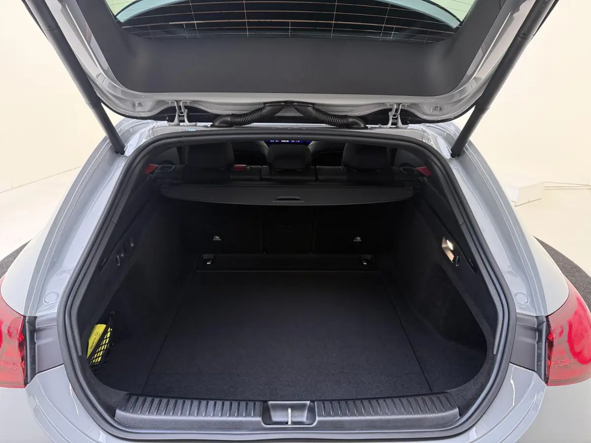 200 Business Solution AMG-Line Plus / Burmester / Memory-Stoelen / Superscreen / Headup-Display /