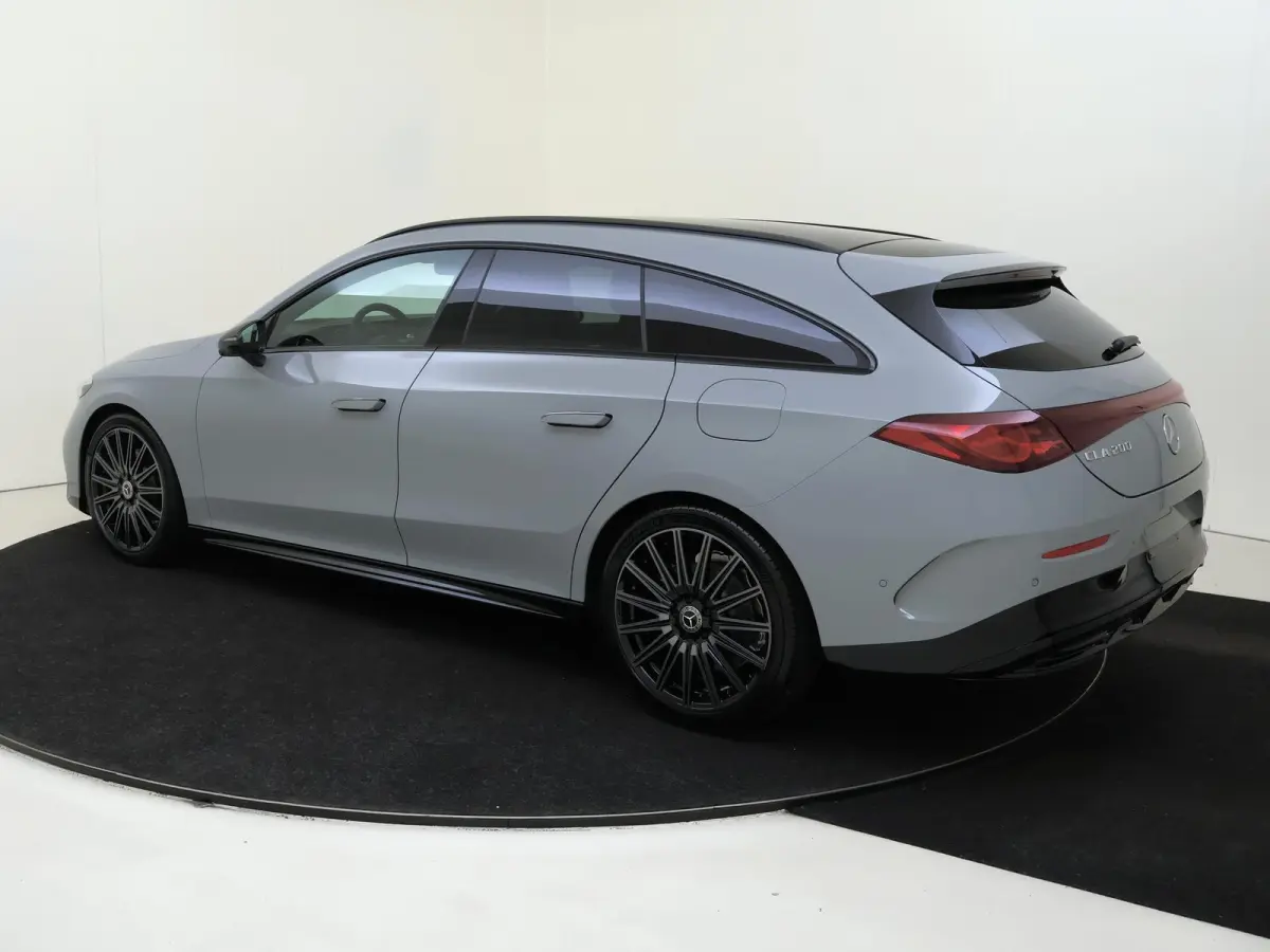 200 Business Solution AMG-Line Plus / Burmester / Memory-Stoelen / Superscreen / Headup-Display /