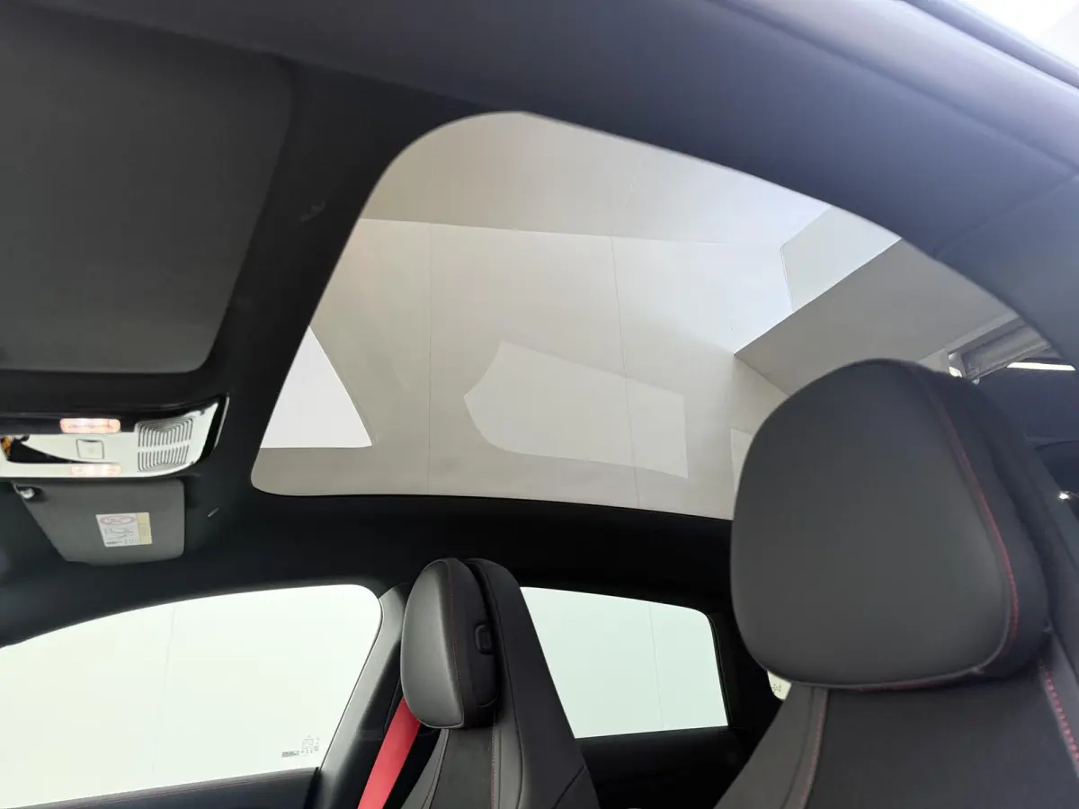 200 Business Solution AMG-Line Plus / Burmester / Memory-Stoelen / Superscreen / Headup-Display /