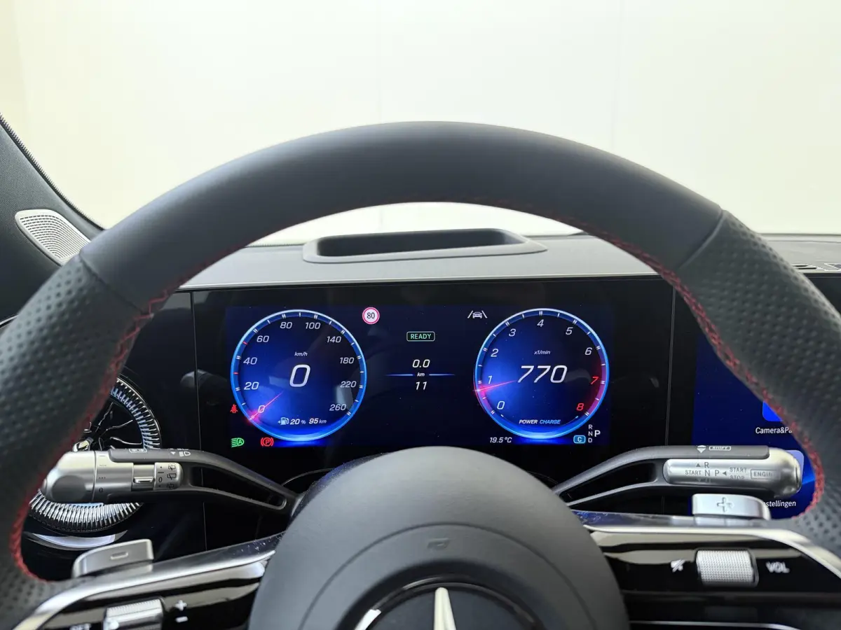 200 Business Solution AMG-Line Plus / Burmester / Memory-Stoelen / Superscreen / Headup-Display /