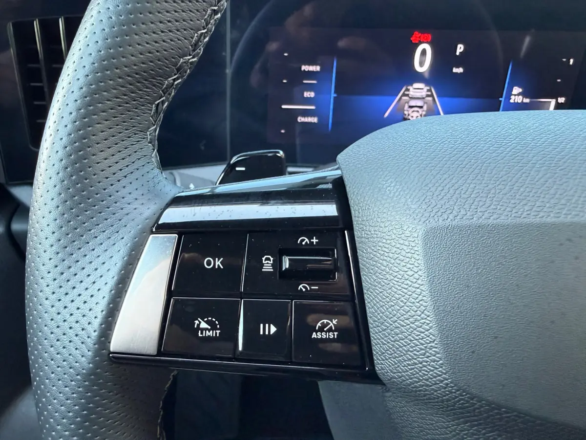 1.2 Turbo Hybrid GS - Automaat - Navi - Camera - Winterpakket - Org.NL
