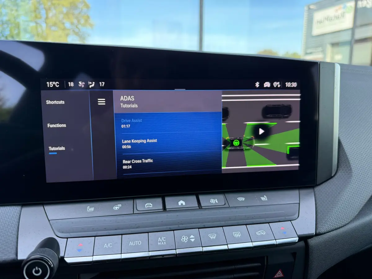 1.2 Turbo Hybrid GS - Automaat - Navi - Camera - Winterpakket - Org.NL