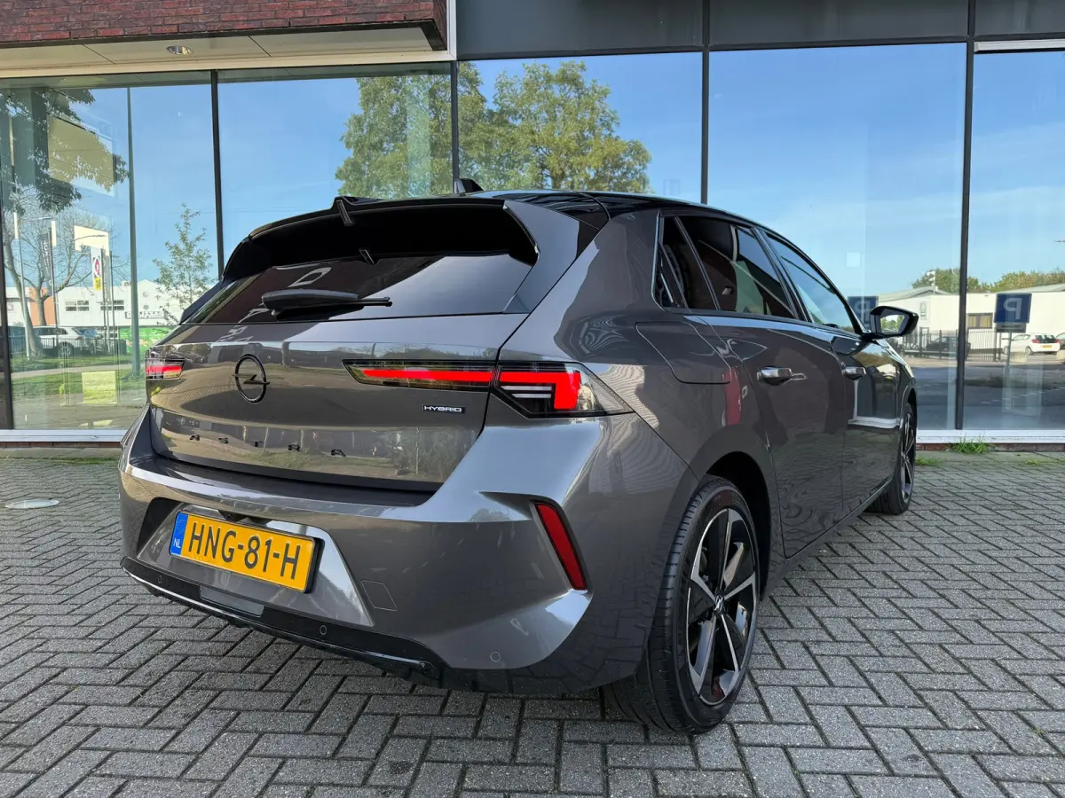 1.2 Turbo Hybrid GS - Automaat - Navi - Camera - Winterpakket - Org.NL