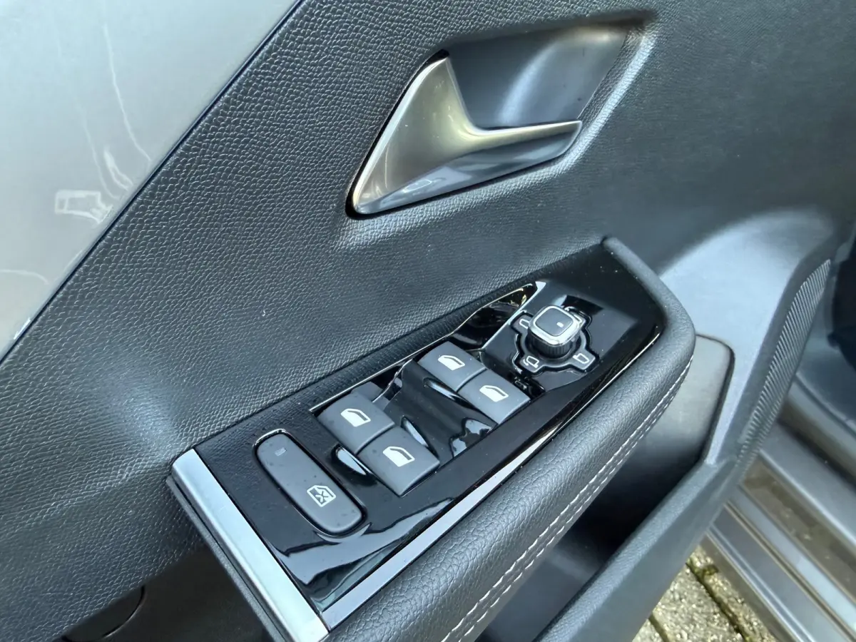 1.2 Turbo Hybrid GS - Automaat - Navi - Camera - Winterpakket - Org.NL