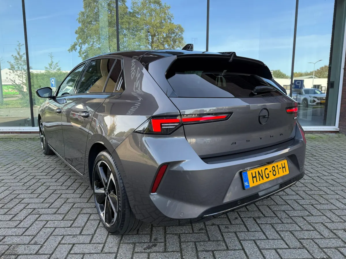 1.2 Turbo Hybrid GS - Automaat - Navi - Camera - Winterpakket - Org.NL