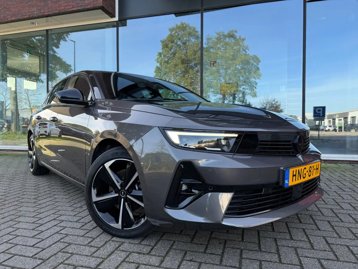 1.2 Turbo Hybrid GS - Automaat - Navi - Camera - Winterpakket - Org.NL