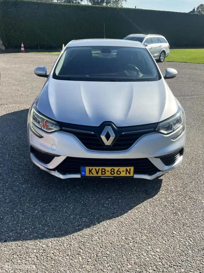 1.5 Blue dCi Limited