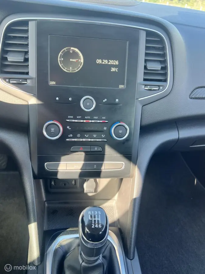 1.5 Blue dCi Limited