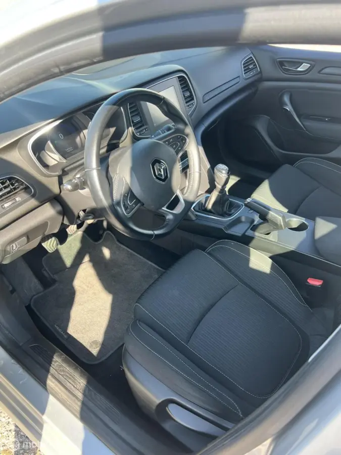 1.5 Blue dCi Limited