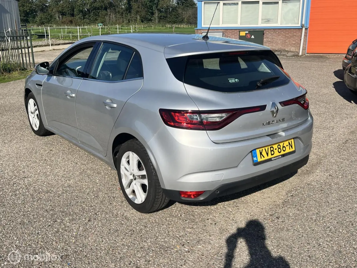 1.5 Blue dCi Limited