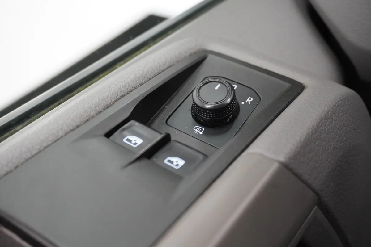 2.0 TDI L3H2 3500KG EURO 6 - Airco - Navi - Cruise - €14.900,- Excl.