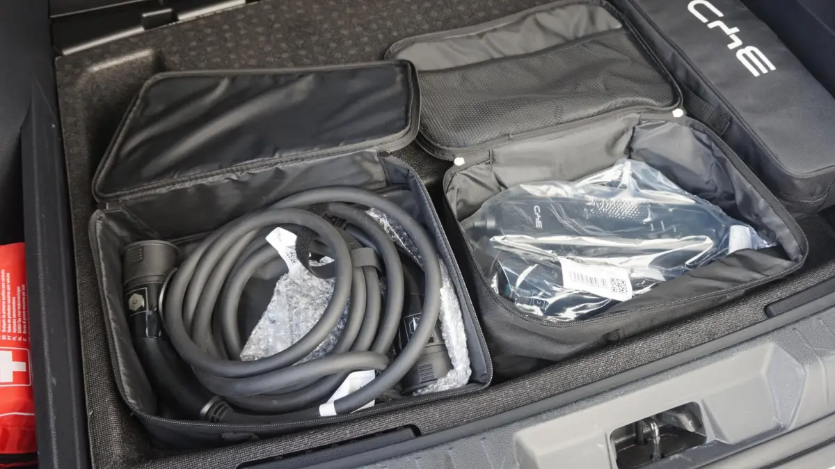 1.5 DM-i FWD Boost PHEV