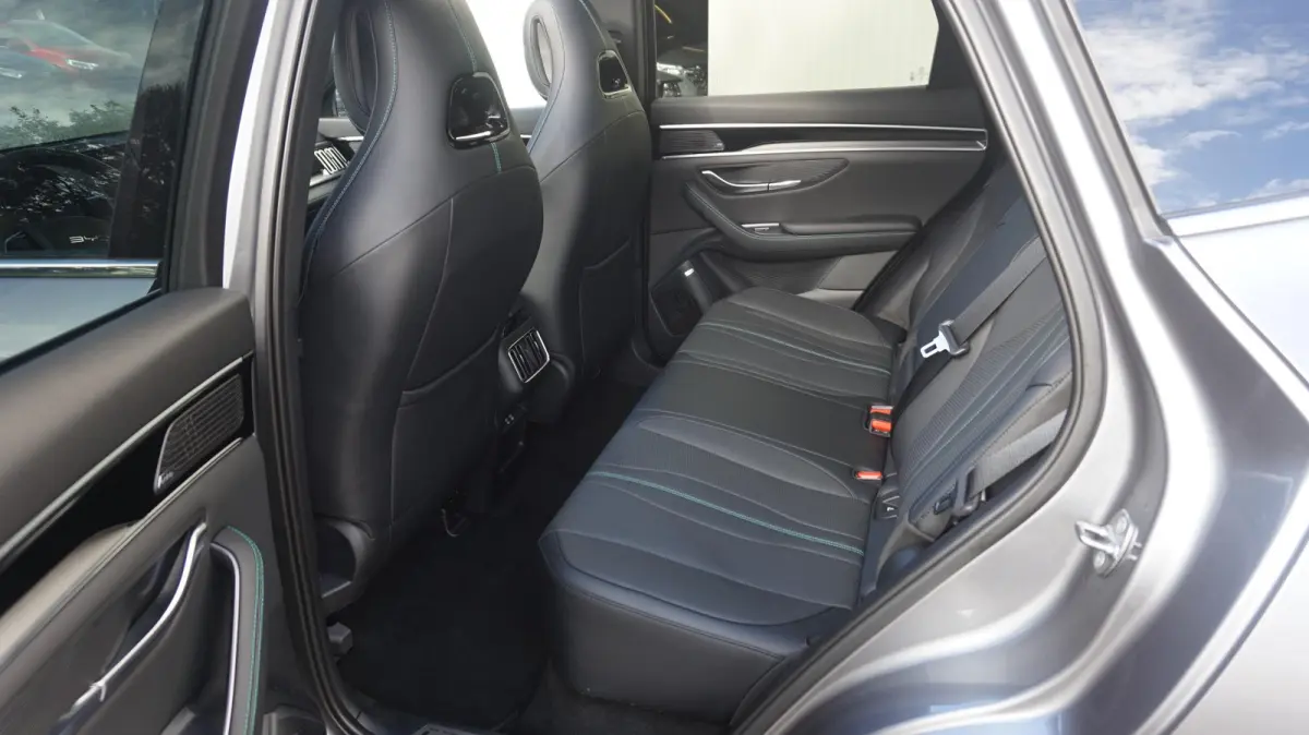 1.5 DM-i FWD Boost PHEV