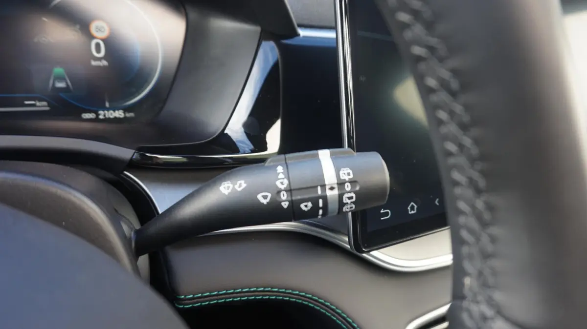 1.5 DM-i FWD Boost PHEV