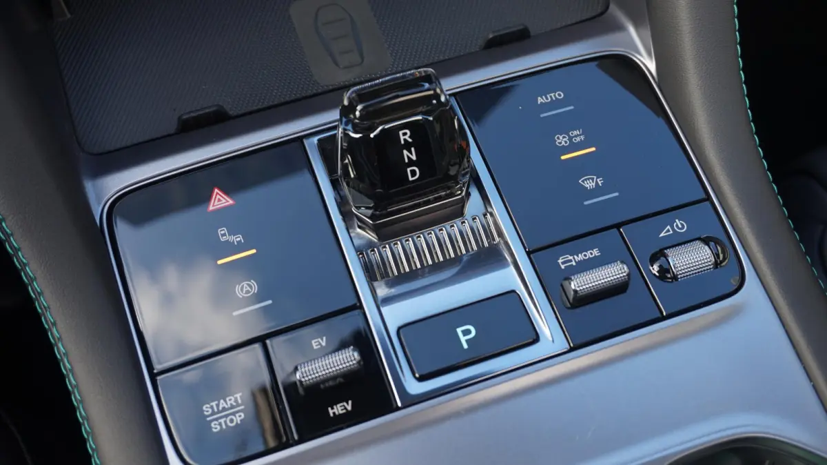 1.5 DM-i FWD Boost PHEV