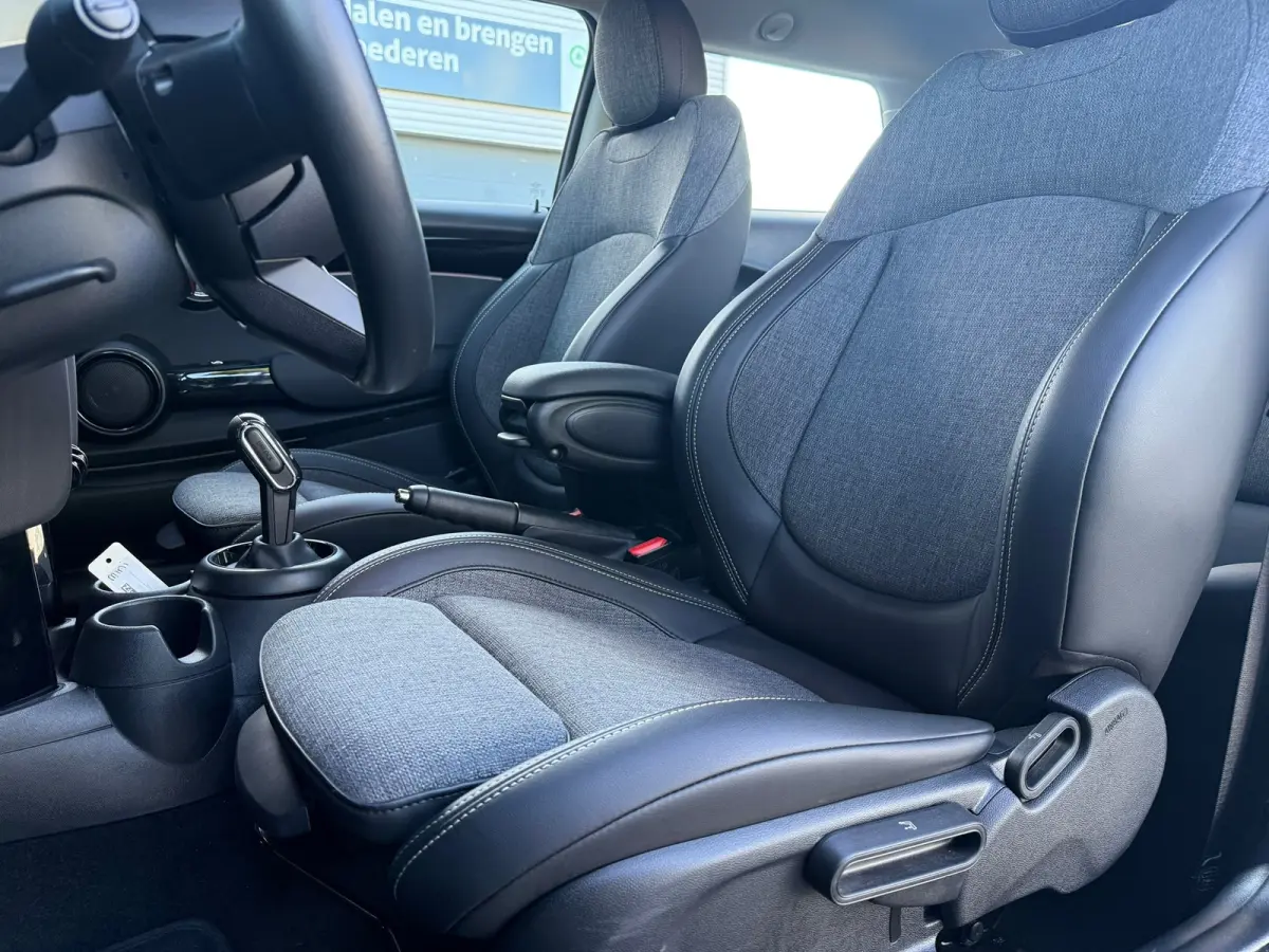 1.5 Cooper Camden Edition - Automaat - Navi - Climate - Org.NL