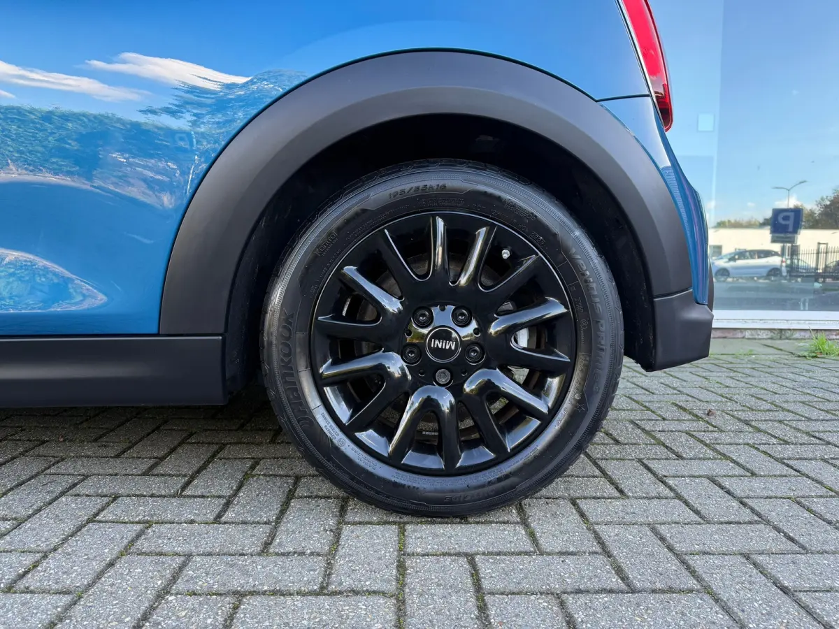 1.5 Cooper Camden Edition - Automaat - Navi - Climate - Org.NL
