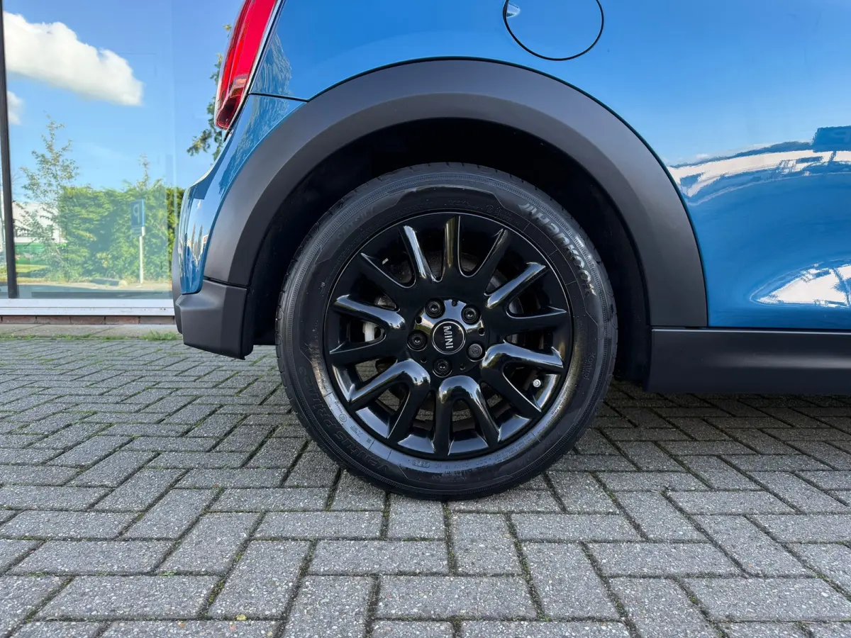 1.5 Cooper Camden Edition - Automaat - Navi - Climate - Org.NL