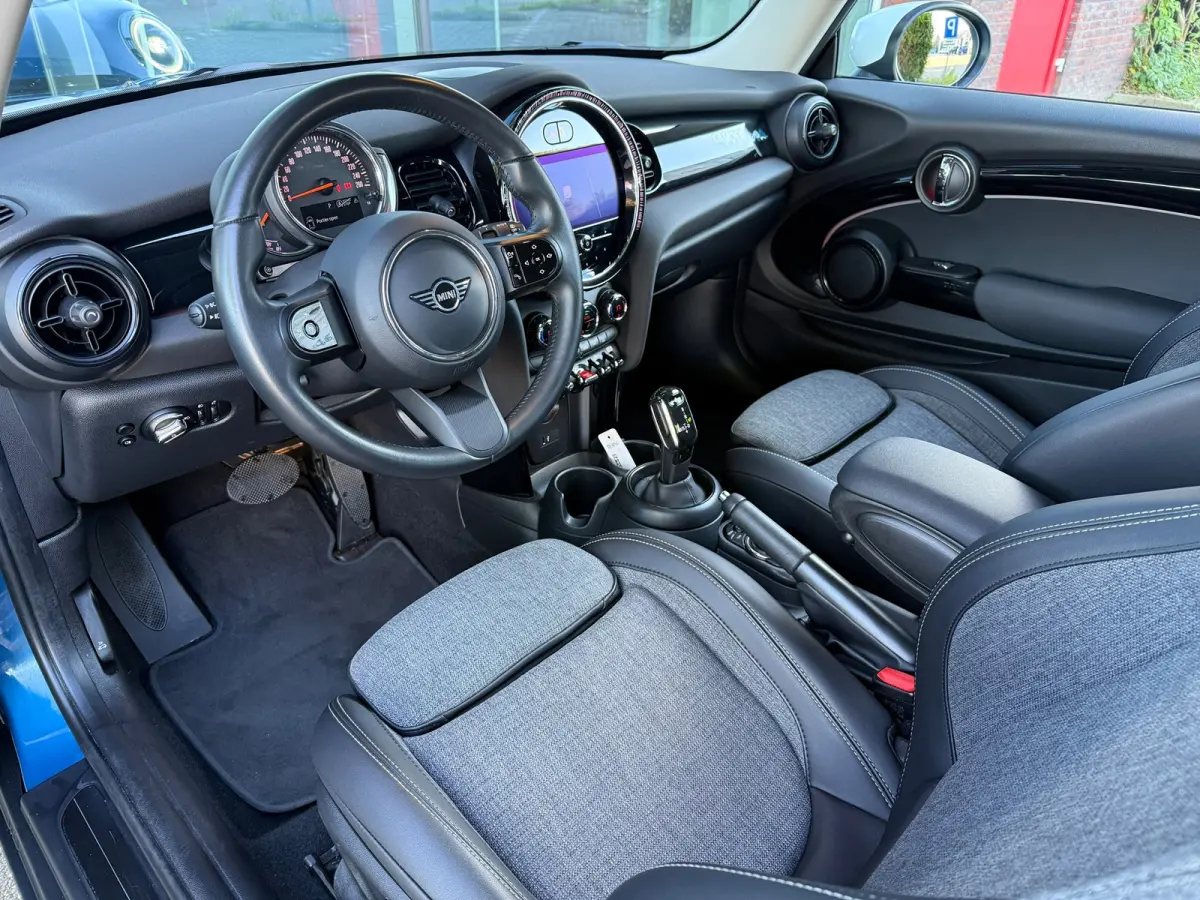 1.5 Cooper Camden Edition - Automaat - Navi - Climate - Org.NL