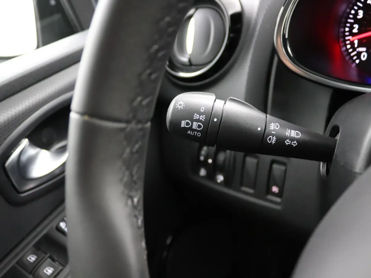 TCe 90 Limited | Parkeercamera | Climate Control |