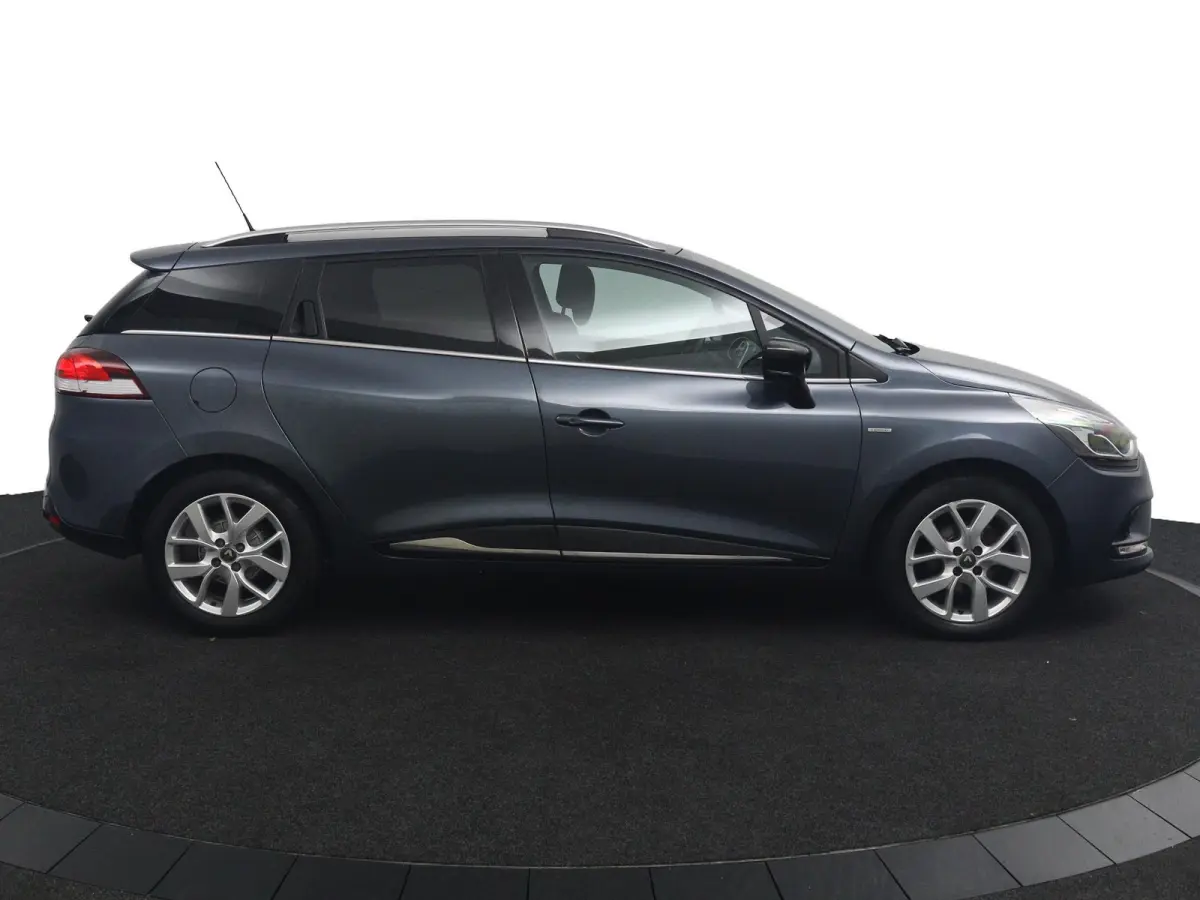 TCe 90 Limited | Parkeercamera | Climate Control |