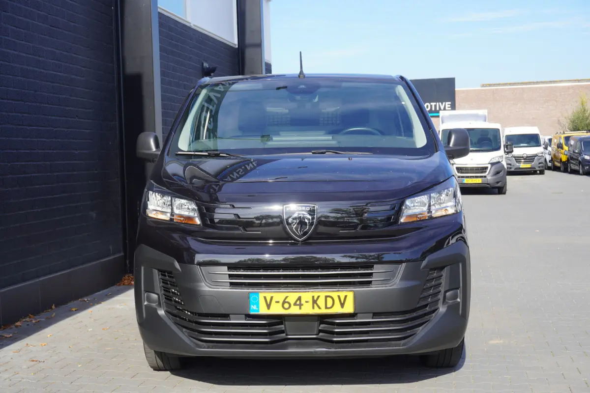 2.0 BlueHDi 145PK L2 Automaat EURO 6 -  Airco - Cruise - Camera - € 20.950,- Excl.