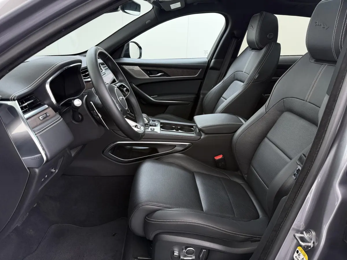 2.0 P400e PHEV HSE RIJKLAARPRIJS INCL 12 MND BOVAG GARANTIE| PANORAMA DAK | EL.STOELEN MET GEHEUGEN | HEAD UP | STOEL + STUUR VERWARMING | LEDER| 360 CAMERA