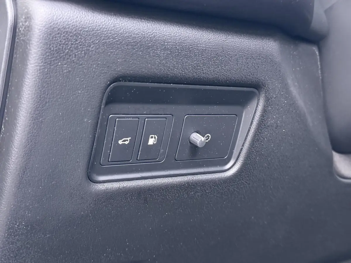 2.0 P400e PHEV HSE RIJKLAARPRIJS INCL 12 MND BOVAG GARANTIE| PANORAMA DAK | EL.STOELEN MET GEHEUGEN | HEAD UP | STOEL + STUUR VERWARMING | LEDER| 360 CAMERA