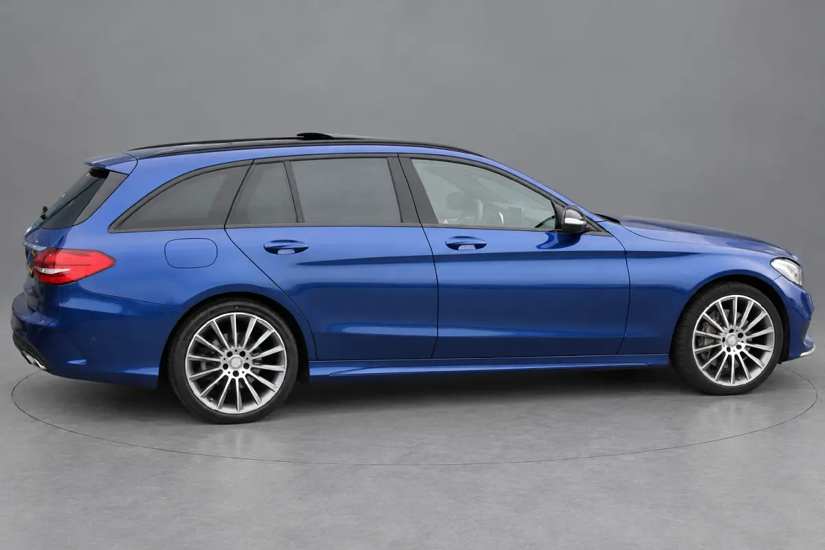400 AUT9 4MATIC AMG Line NIGHT PAKKET PANORAMADAK HEAD-UP LUCHTVERING LEDER MEMORY TREKHAAK 19''