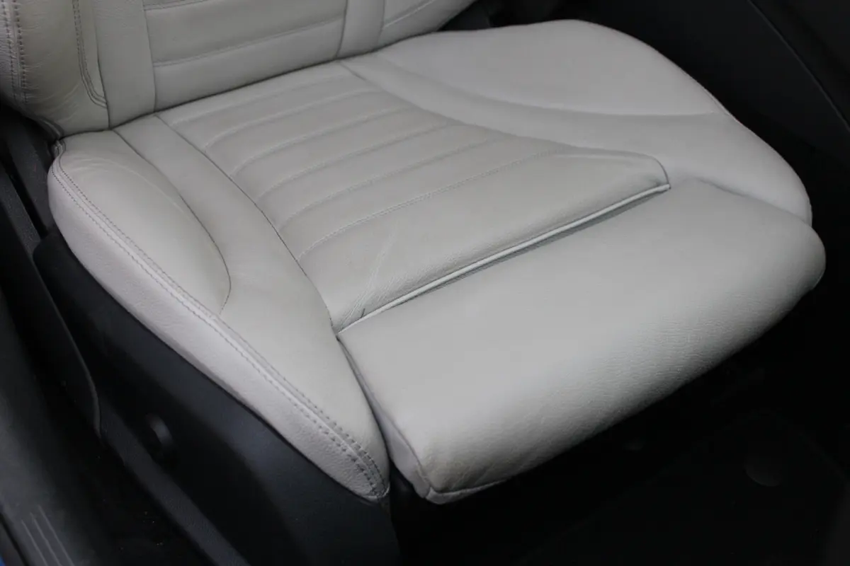 400 AUT9 4MATIC AMG Line NIGHT PAKKET PANORAMADAK HEAD-UP LUCHTVERING LEDER MEMORY TREKHAAK 19''