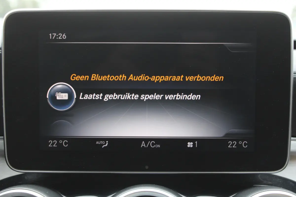 400 AUT9 4MATIC AMG Line NIGHT PAKKET PANORAMADAK HEAD-UP LUCHTVERING LEDER MEMORY TREKHAAK 19''