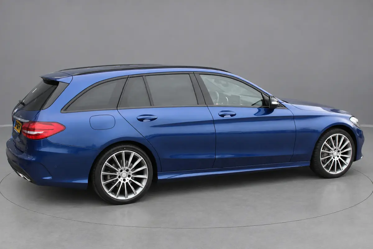 400 AUT9 4MATIC AMG Line NIGHT PAKKET PANORAMADAK HEAD-UP LUCHTVERING LEDER MEMORY TREKHAAK 19''