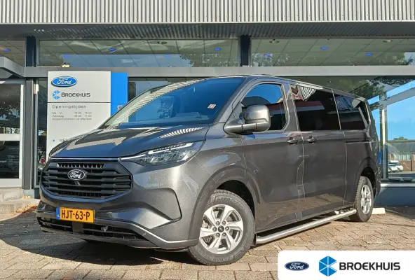 340 2.5 PHEV L2H1 Limited 9-Persoons | Incl. BTW | Driver Assistance Pack | Navigatie | Camera | Clima | Adaptive Cruise | Dodehoek Detectie |