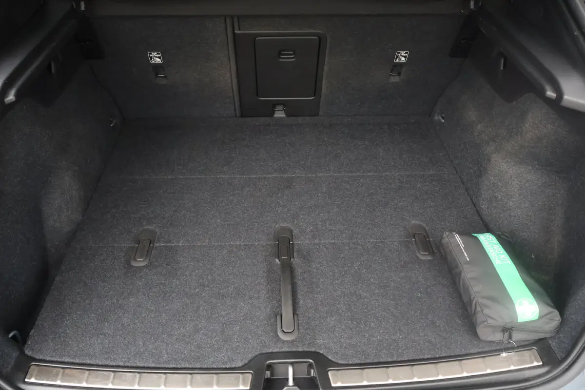 Recharge Plus 69 kWh | Microtec interieur! | Warmtepomp | Thunder Grey!