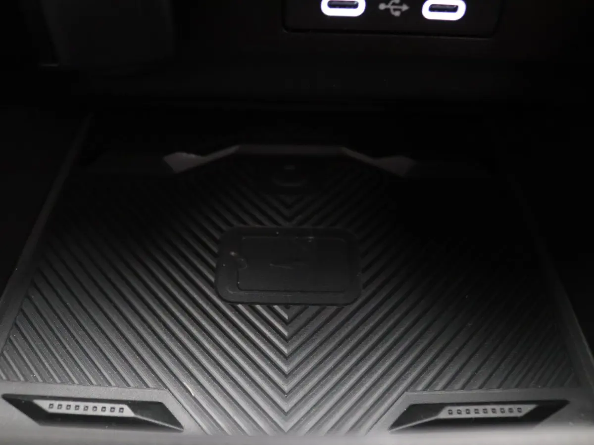 "Signature Stam" 155pk Hybrid Limited Edition Leder Dakar Cognac /Apple Carplay/Android Auto | Panoramadak