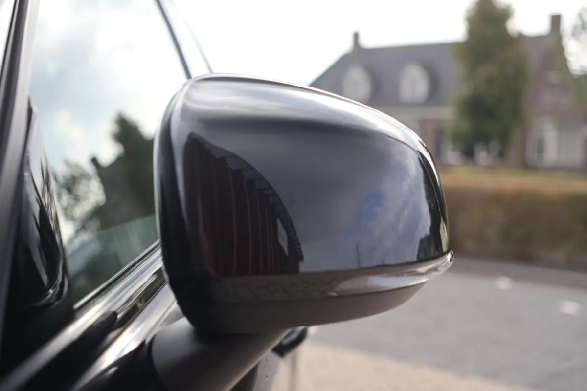 T4 Ultimate Dark | Stoelverwarming | Trekhaak | Parkeercamera | H/K | Pilot Assist | 20 Inch | BLIS | Keyless | Glossy Black