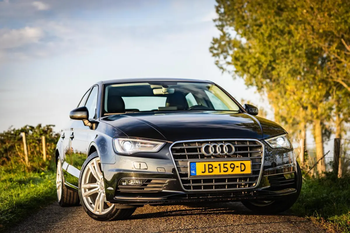 1.4 TFSI CoD Ambiente Pro Line Plus | Leer
