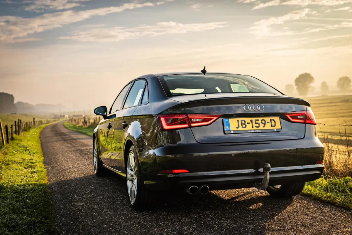1.4 TFSI CoD Ambiente Pro Line Plus | Leer