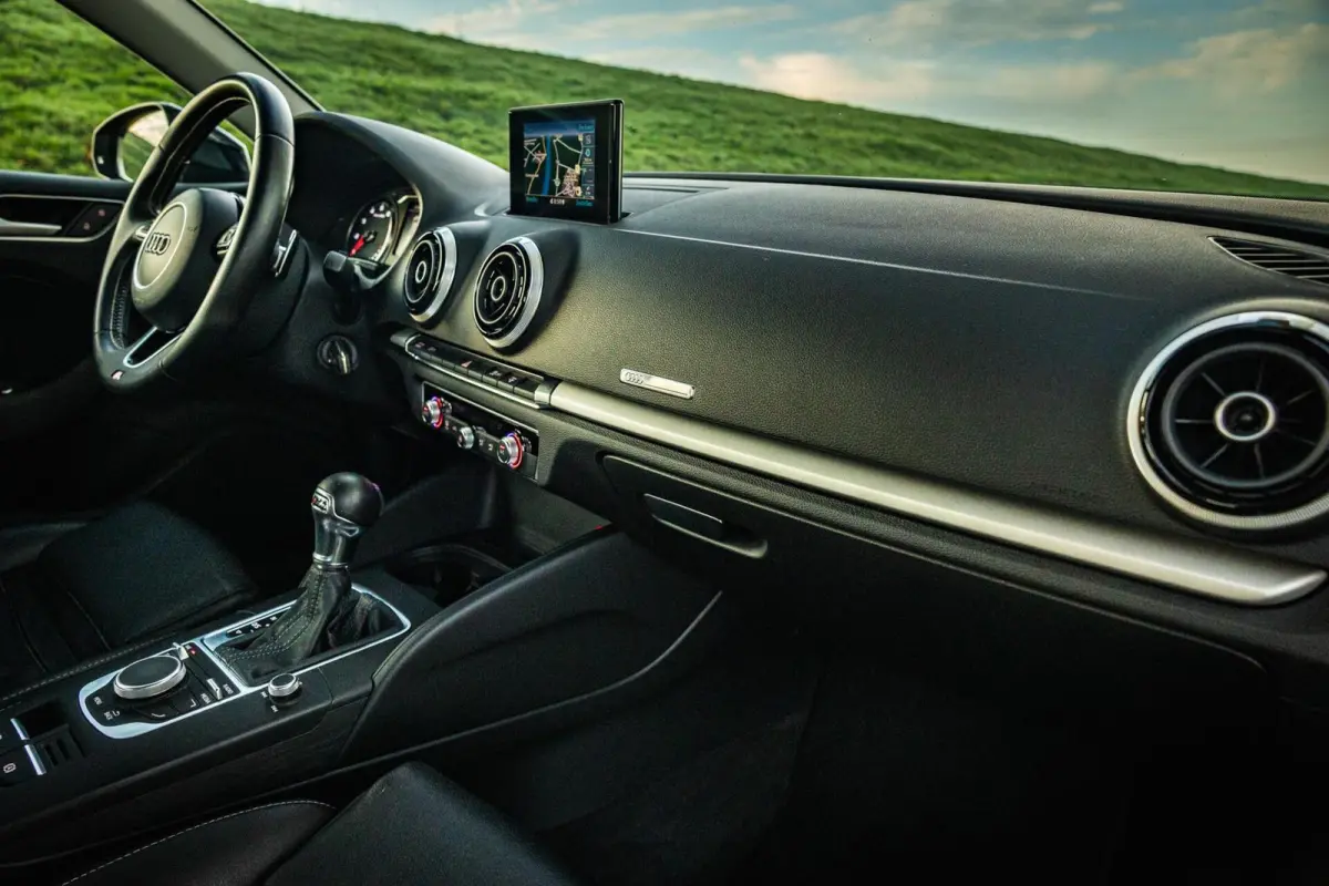 1.4 TFSI CoD Ambiente Pro Line Plus | Leer